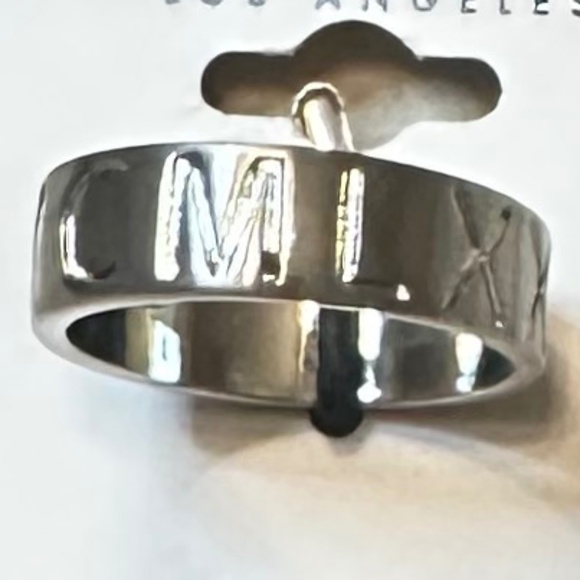Guess Los Angeles, Roman Ring Set of 3 silver rings - Picture 10 of 13
